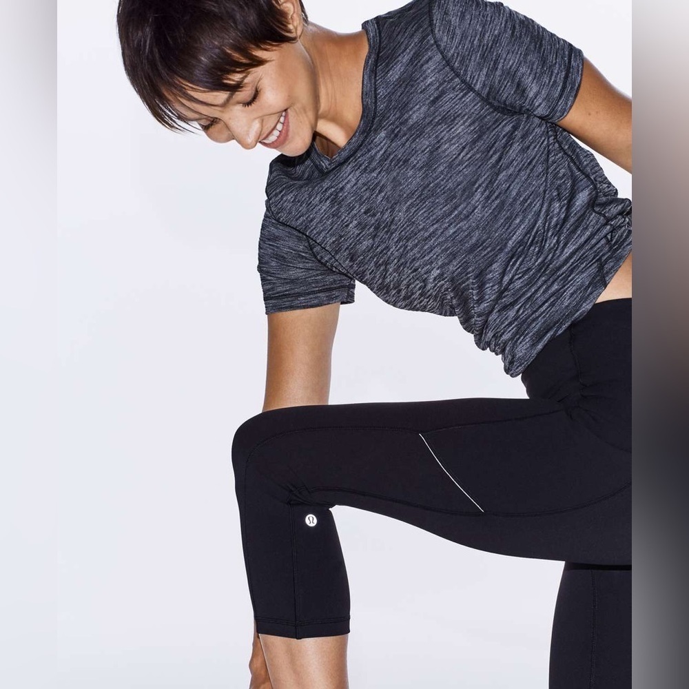 Lululemon Athletica Black Speed Up Crop 21" Sport Run Leggings Women’s Size 4